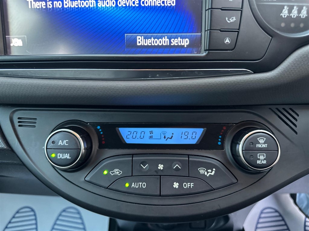 Used Toyota Yaris 2014 for sale - 76459378: Photo 55