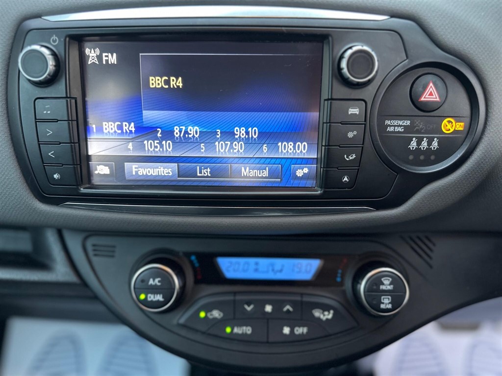 Used Toyota Yaris 2014 for sale - 76459378: Photo 59