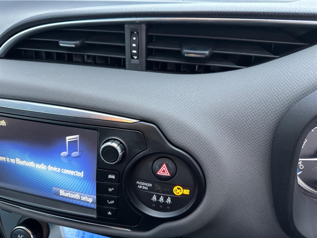 Used Toyota Yaris 2014 for sale - 76459378: Photo 62