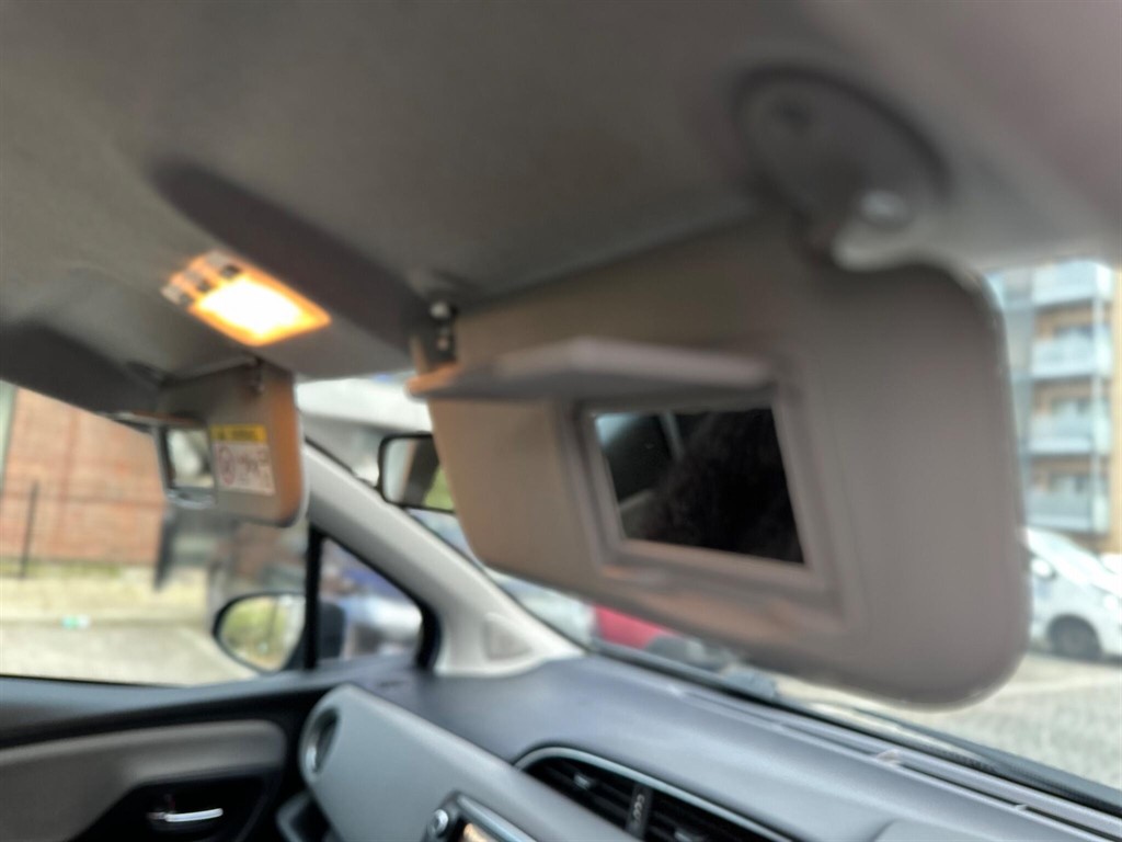 Used Toyota Yaris 2014 for sale - 76459378: Photo 66