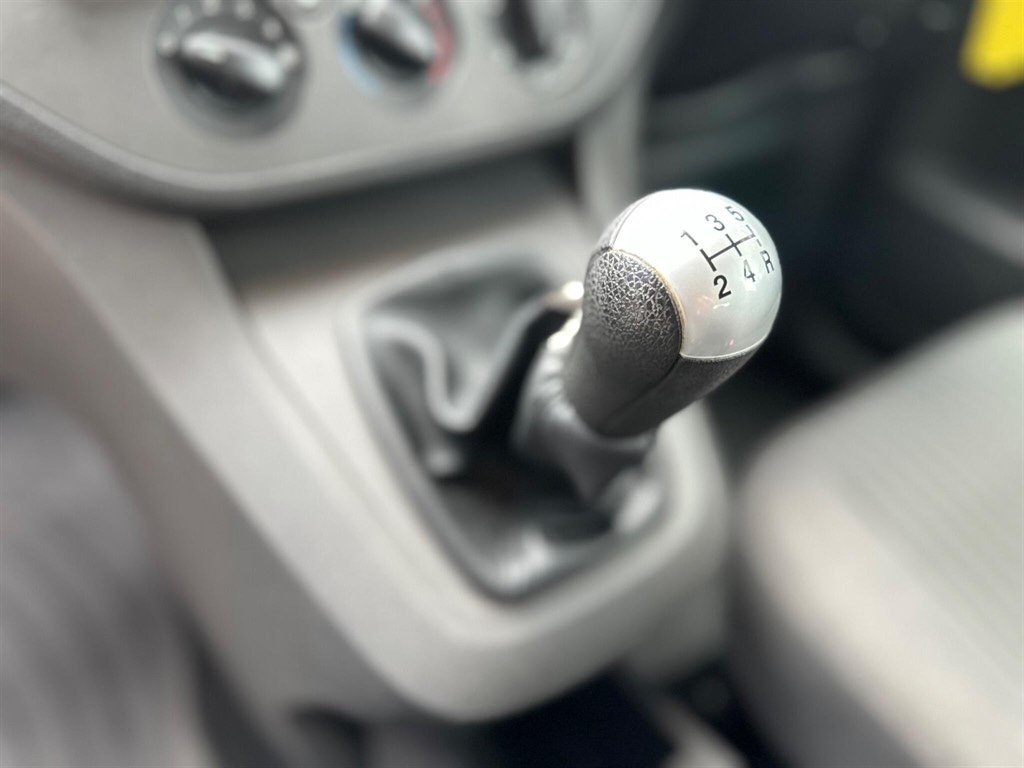 Used Ford Focus C-Max 2006 for sale - 76684515: Photo 2