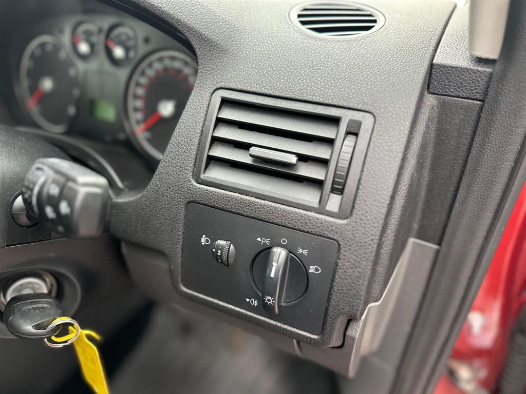 Used Ford Focus C-Max 2006 for sale - 76684515: Photo 24