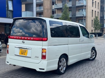 Used Nissan Elgrand 2008 for sale - 75572276: Photo