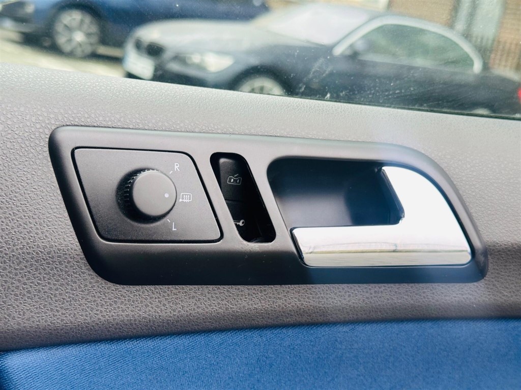 Used Volkswagen Polo 2006 for sale - 77160860: Photo 22