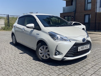 Used Toyota Vitz 2020 for sale - 79031914: Photo