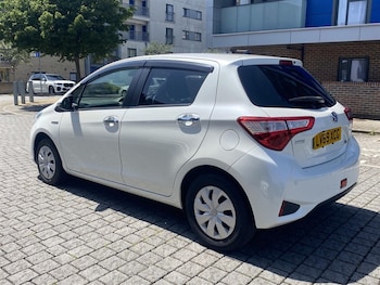 Used Toyota Vitz 2020 for sale - 79031914: Photo