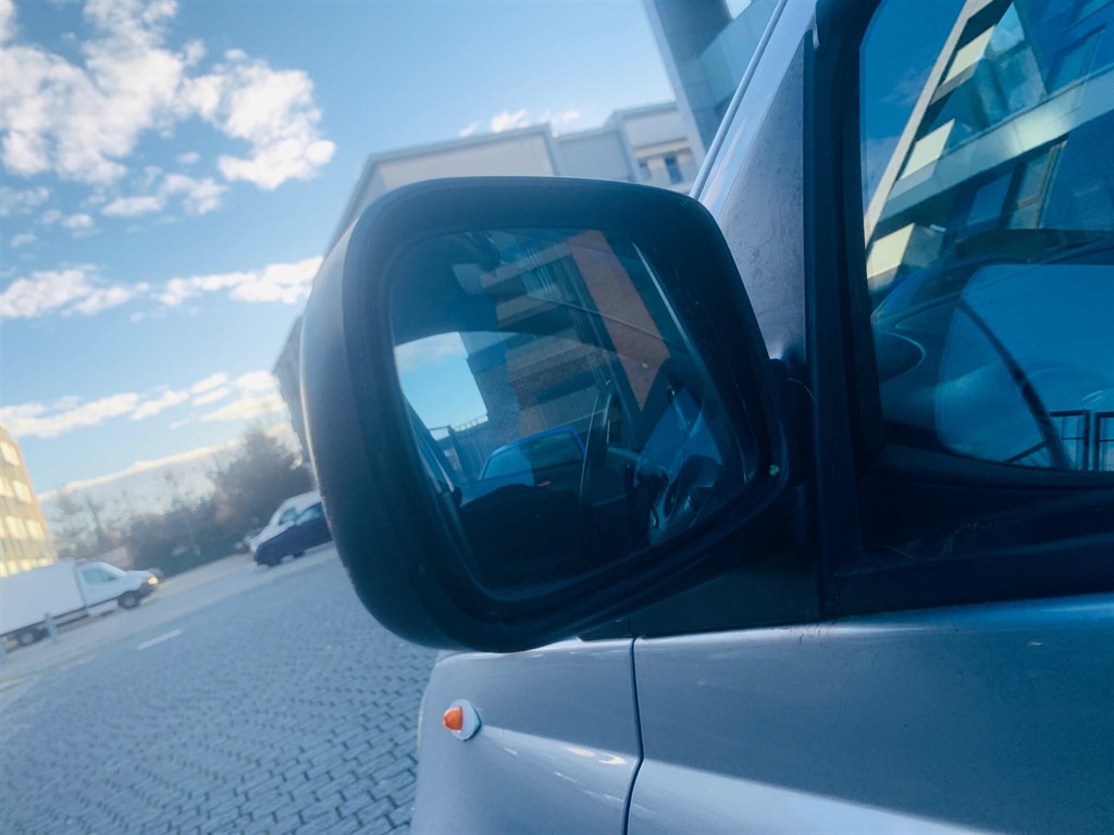 Used Toyota Yaris 2002 for sale - 77450132: Photo 49