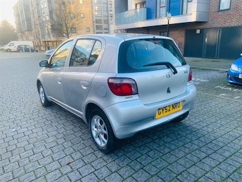 Used Toyota Yaris 2002 for sale - 77450132: Photo