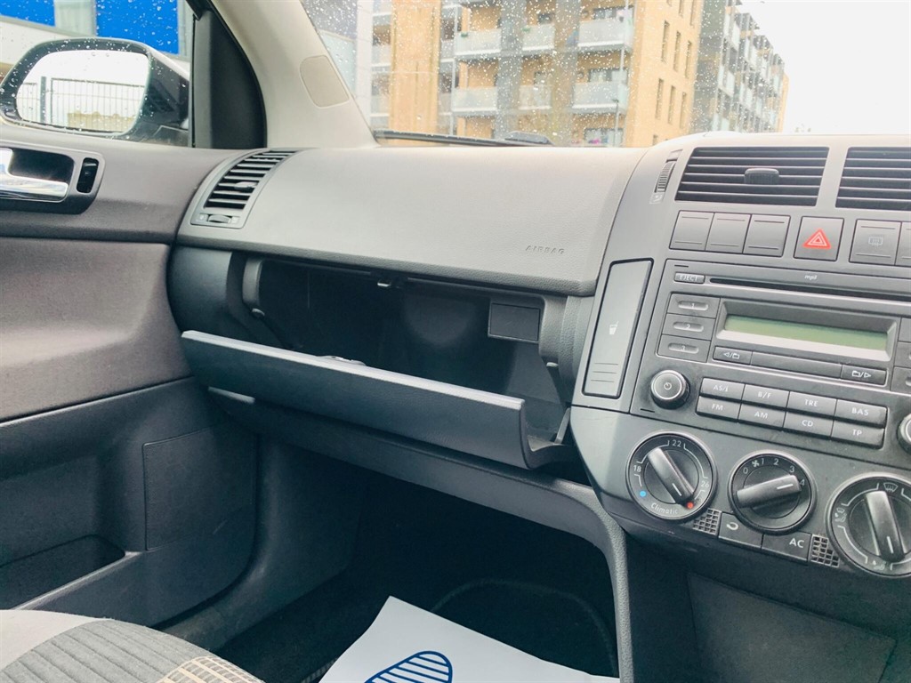 Used Volkswagen Polo 2009 for sale - 77746371: Photo 12