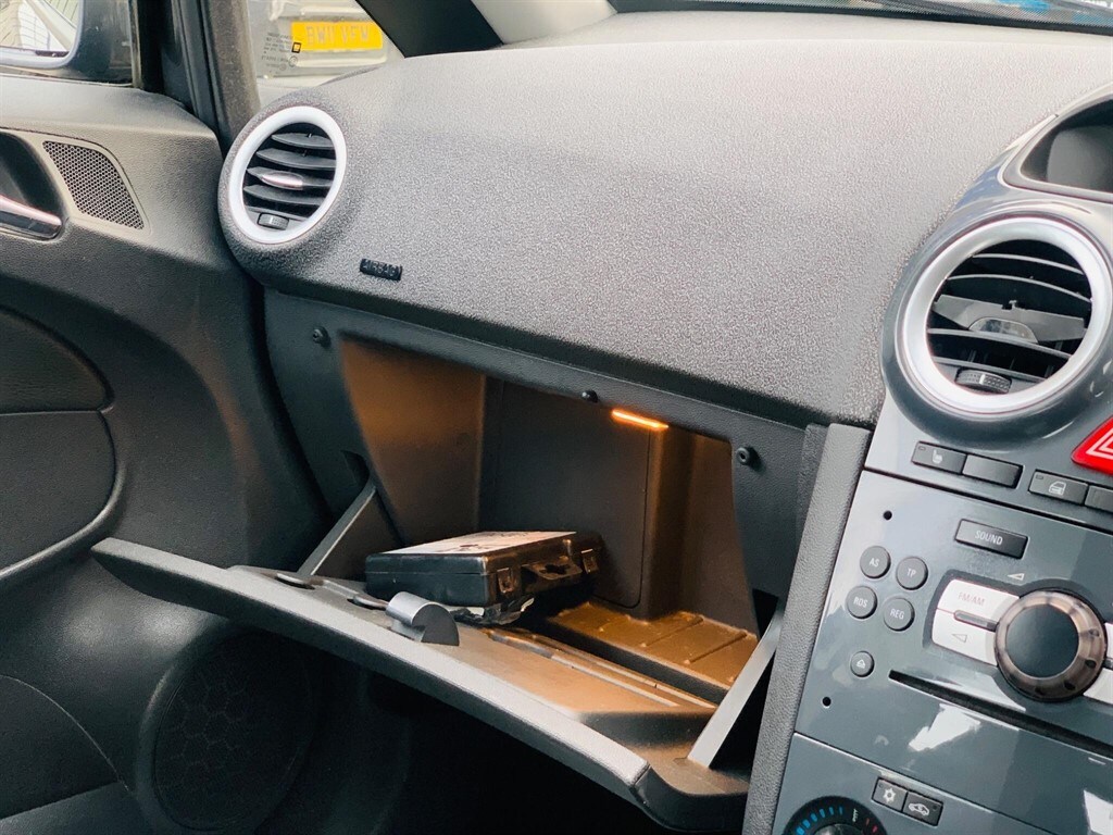 Used Vauxhall Corsa 2011 for sale - 77588851: Photo 18