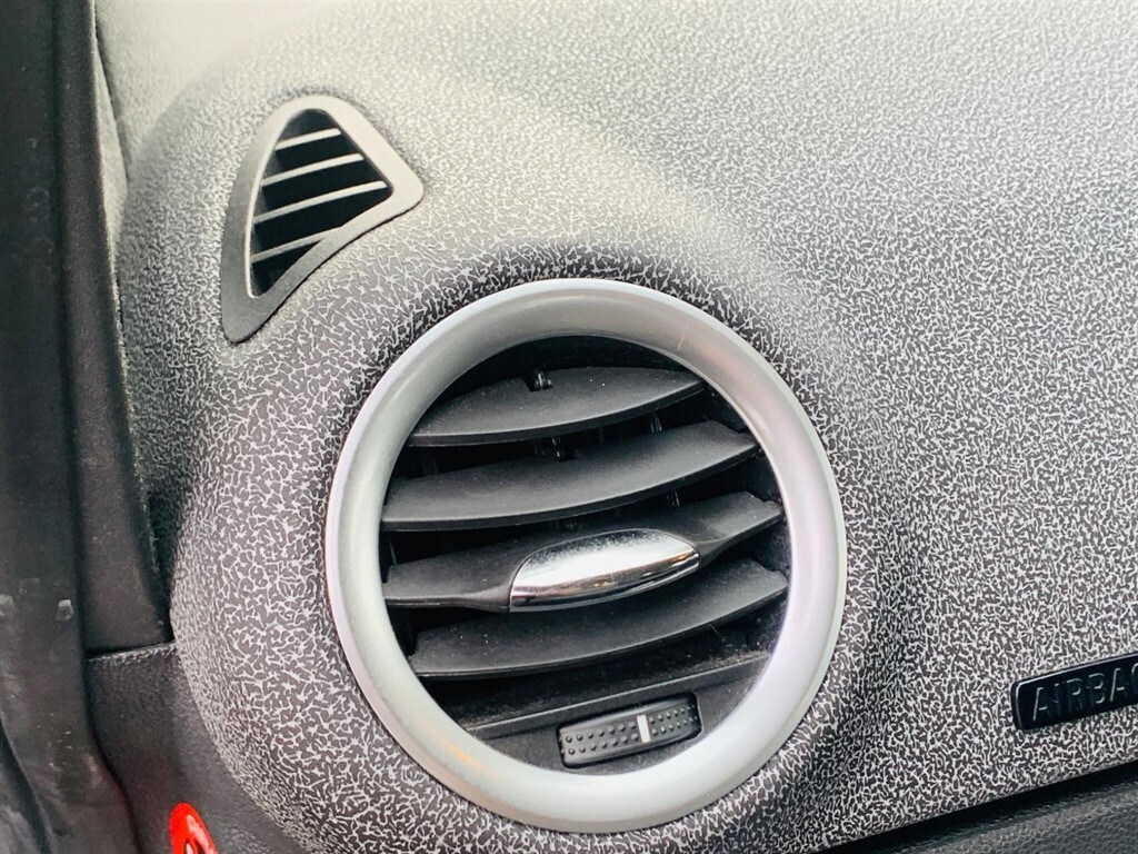 Used Vauxhall Corsa 2011 for sale - 77588851: Photo 29