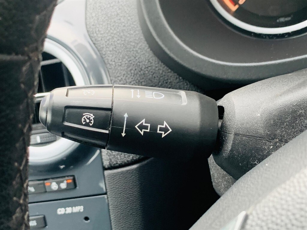 Used Vauxhall Corsa 2011 for sale - 77588851: Photo 33