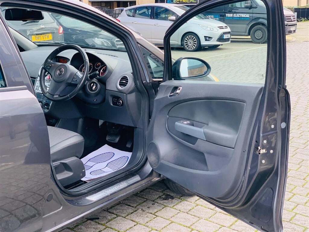 Used Vauxhall Corsa 2011 for sale - 77588851: Photo 42