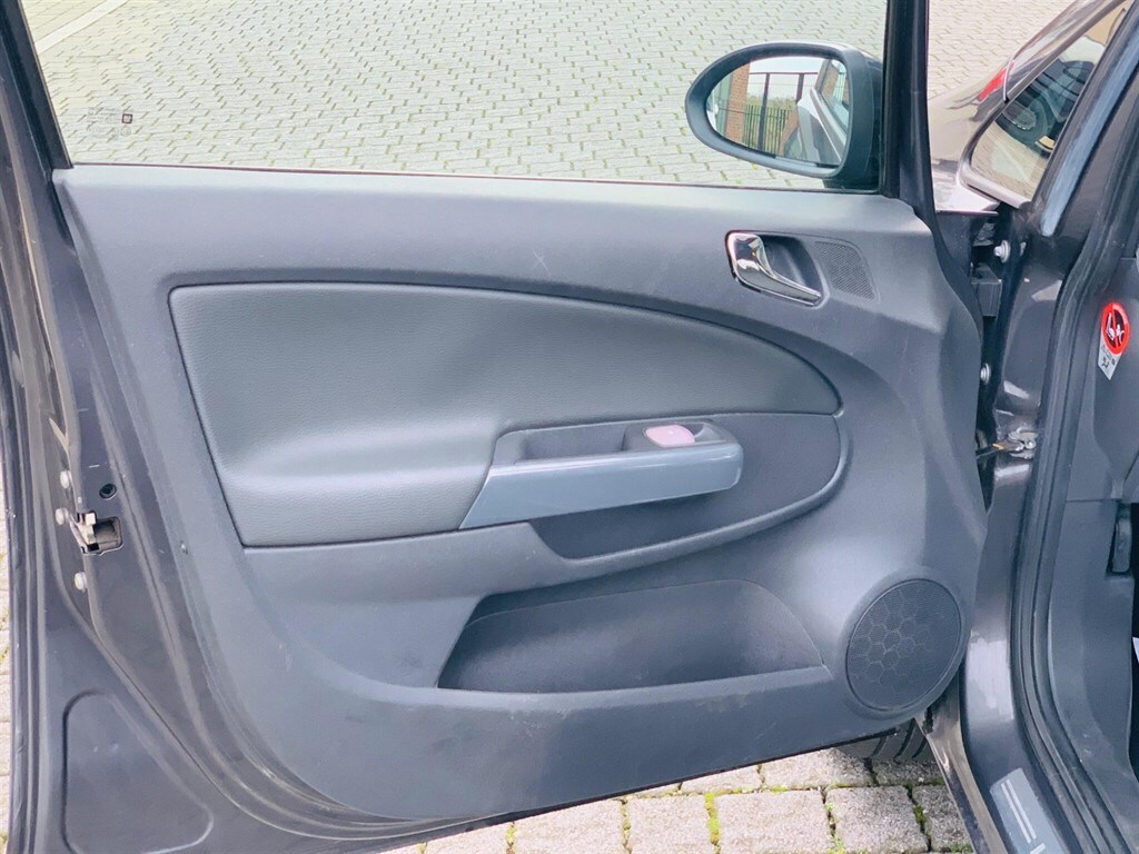 Used Vauxhall Corsa 2011 for sale - 77588851: Photo 45