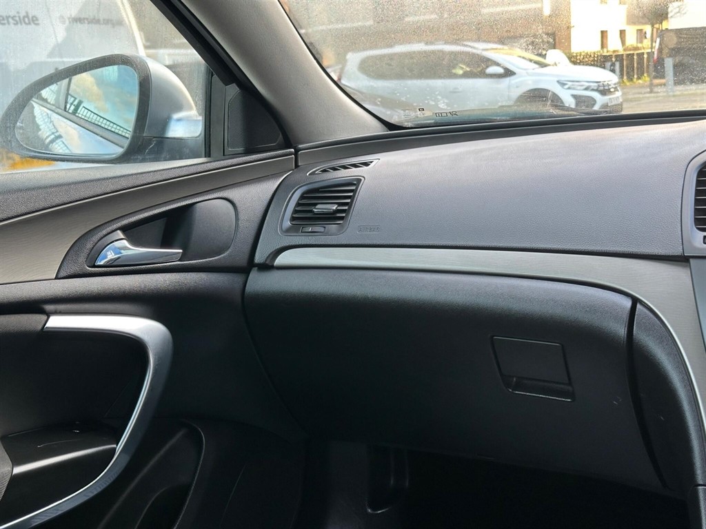 Used Vauxhall Insignia 2009 for sale - 77043149: Photo 16