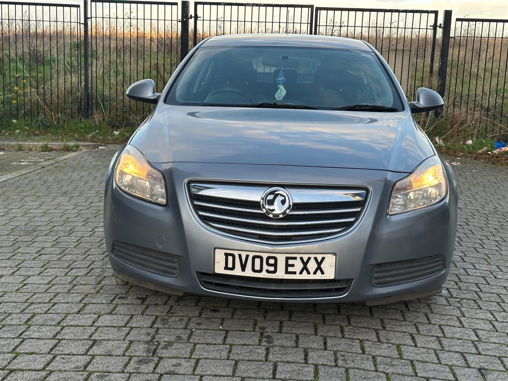 Used Vauxhall Insignia 2009 for sale - 77043149: Photo 2