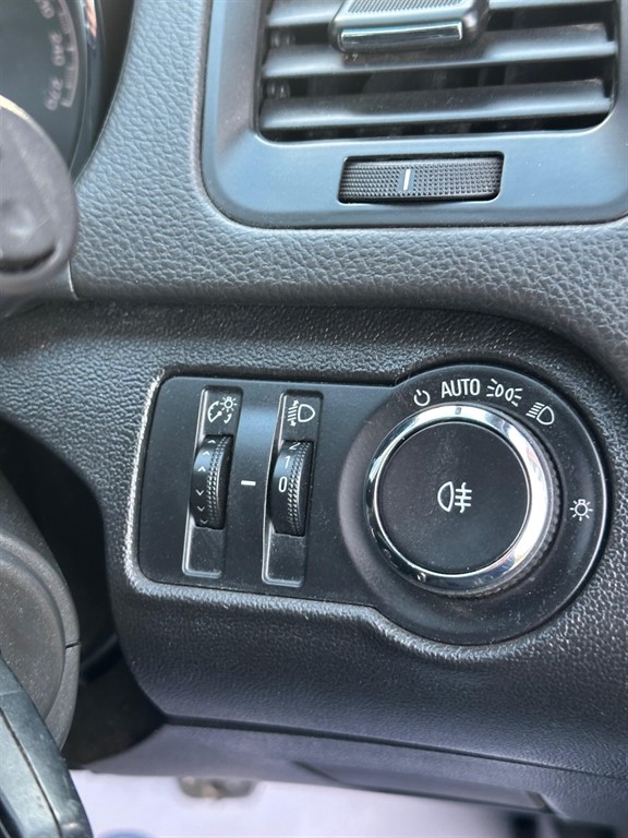 Used Vauxhall Insignia 2009 for sale - 77043149: Photo 33