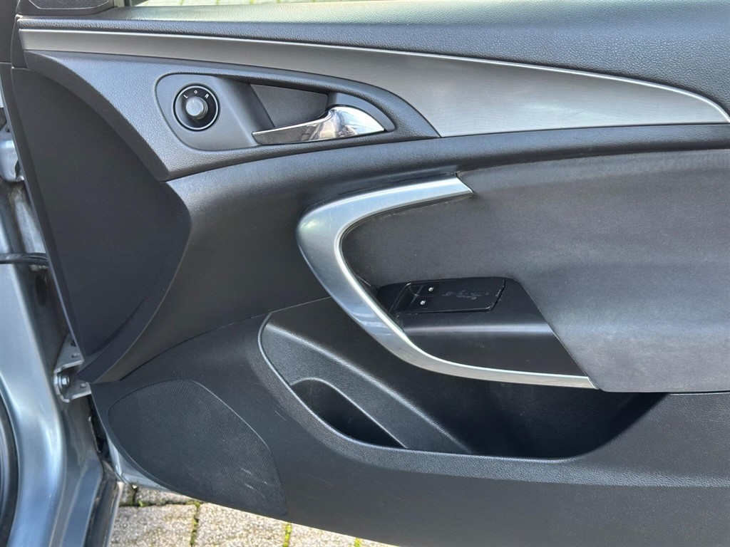 Used Vauxhall Insignia 2009 for sale - 77043149: Photo 35