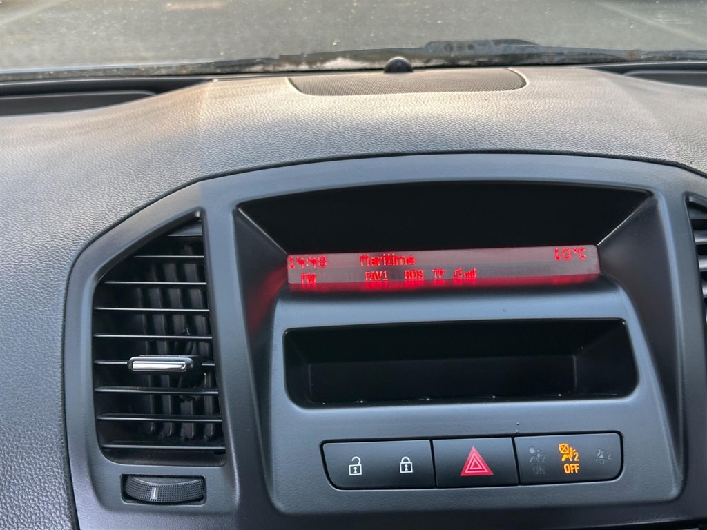 Used Vauxhall Insignia 2009 for sale - 77043149: Photo 39