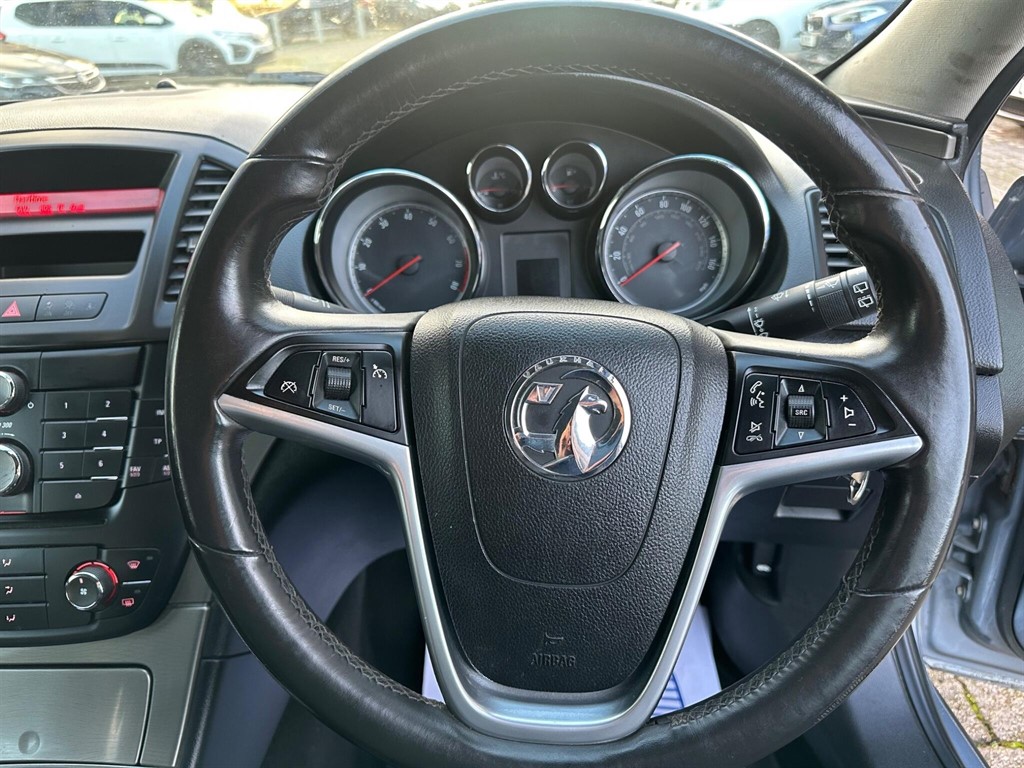 Used Vauxhall Insignia 2009 for sale - 77043149: Photo 45