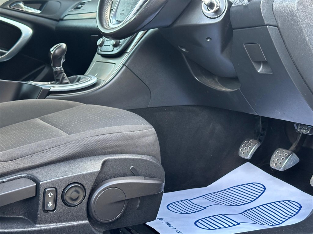 Used Vauxhall Insignia 2009 for sale - 77043149: Photo 46