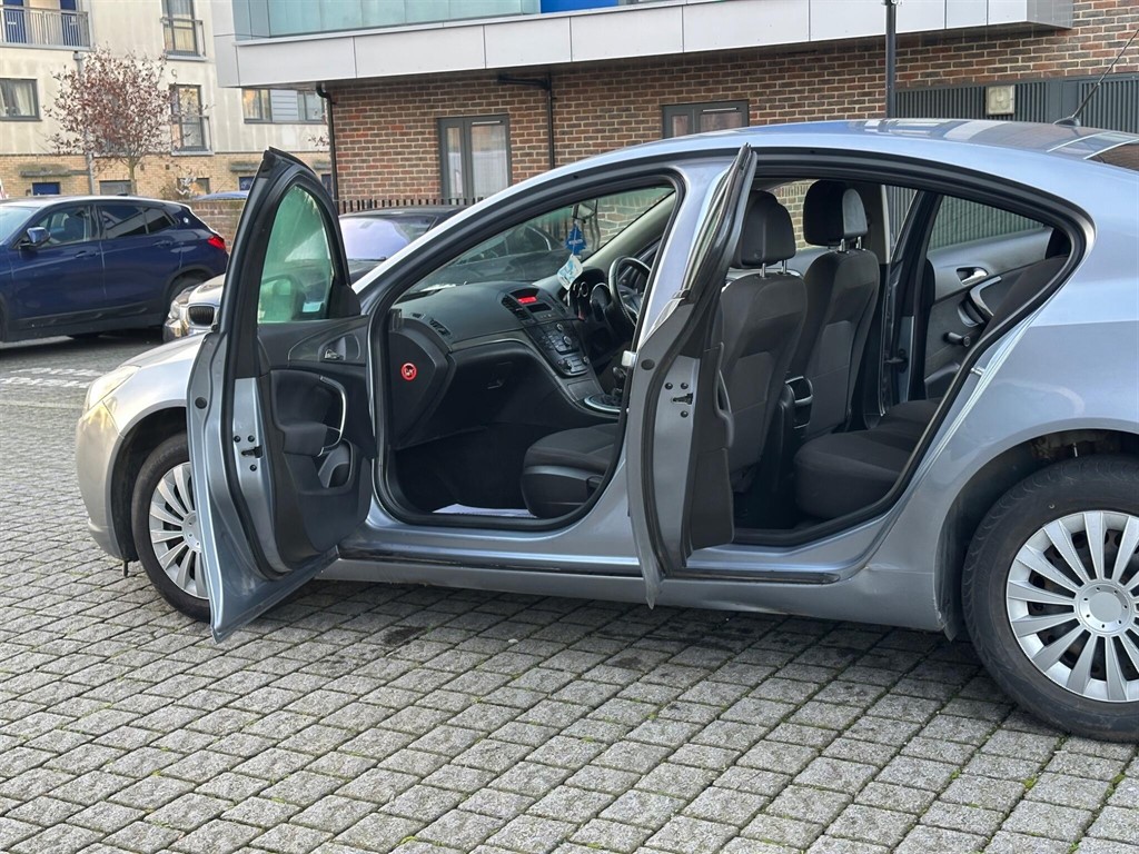 Used Vauxhall Insignia 2009 for sale - 77043149: Photo 6