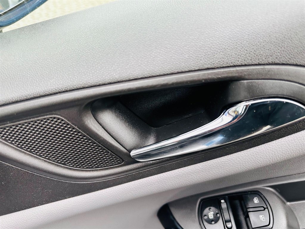 Used Vauxhall Corsa 2015 for sale - 76999802: Photo 31