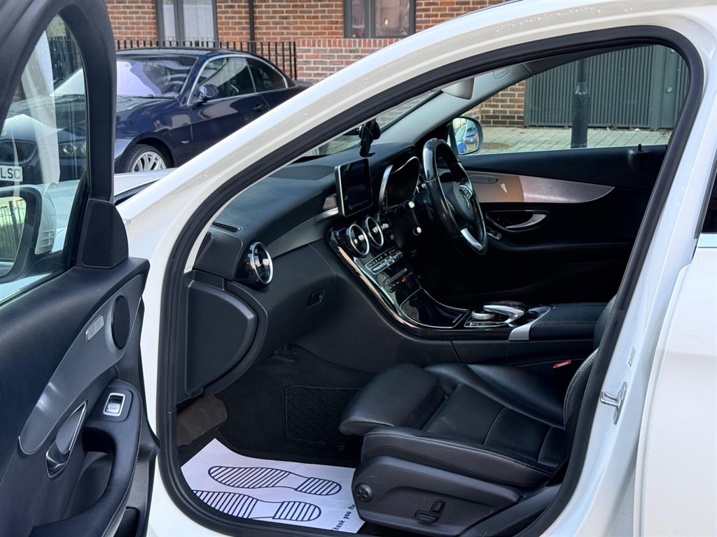 Used Mercedes-Benz C Class 2016 for sale - 76842387: Photo 50