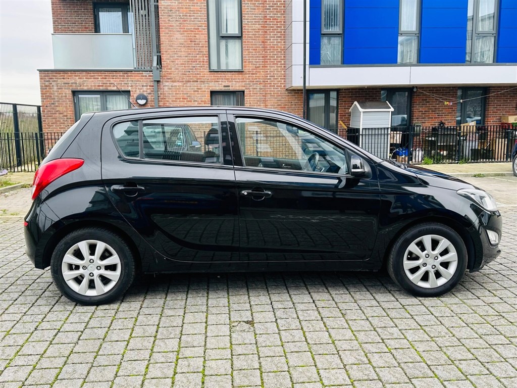 Used Hyundai i20 2012 for sale - 76999795: Photo 11