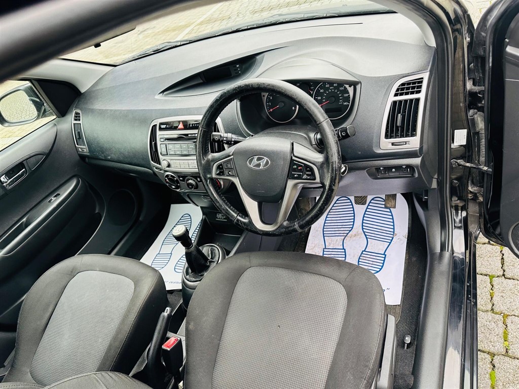 Used Hyundai i20 2012 for sale - 76999795: Photo 16