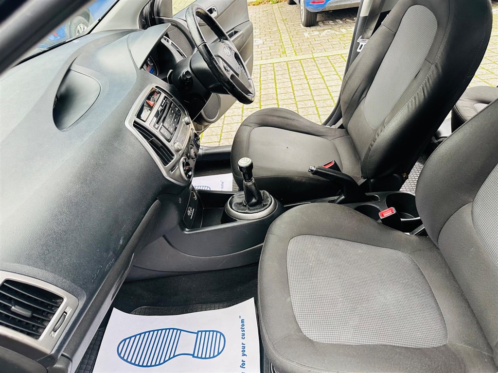 Used Hyundai i20 2012 for sale - 76999795: Photo 31