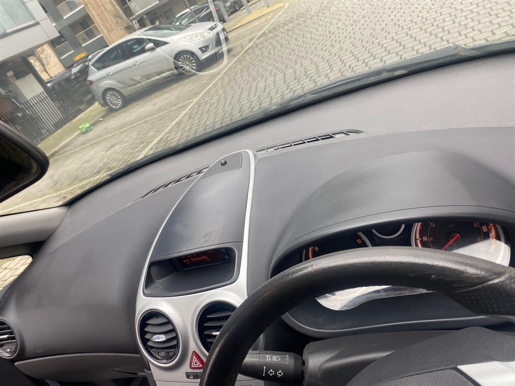 Used Vauxhall Corsa 2007 for sale - 77627829: Photo 18