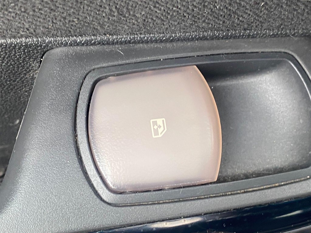 Used Vauxhall Corsa 2007 for sale - 77627829: Photo 23