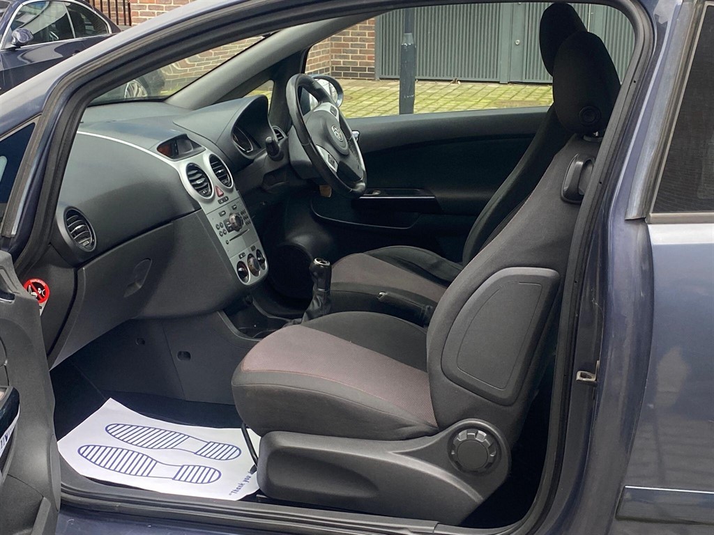 Used Vauxhall Corsa 2007 for sale - 77627829: Photo 46