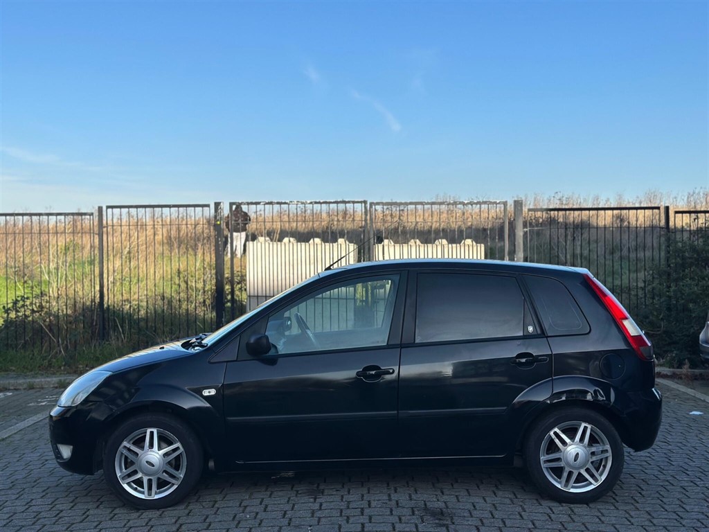 Used Ford Fiesta 2005 for sale - 76960395: Photo 13