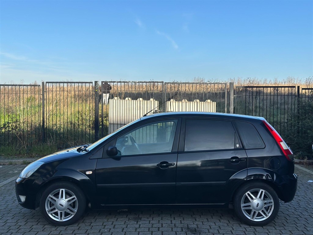 Used Ford Fiesta 2005 for sale - 76960395: Photo 15