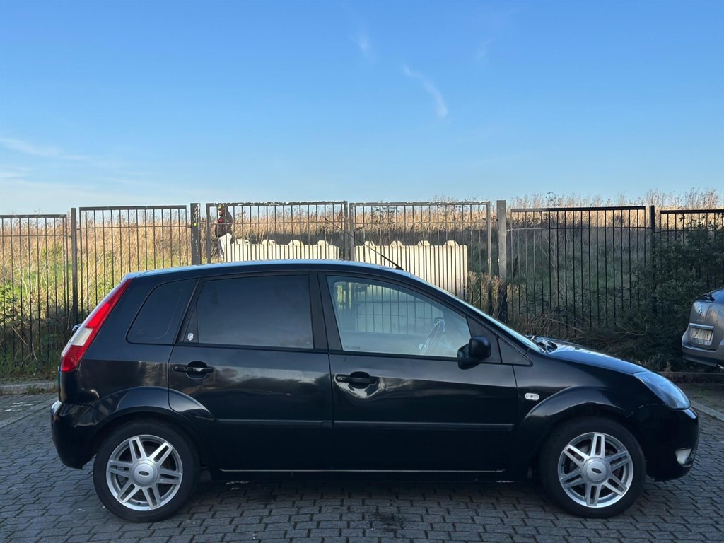 Used Ford Fiesta 2005 for sale - 76960395: Photo 17