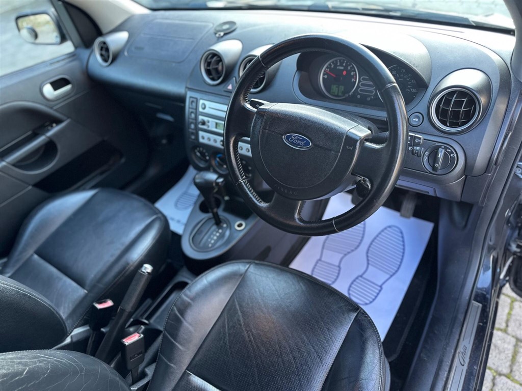 Used Ford Fiesta 2005 for sale - 76960395: Photo 24