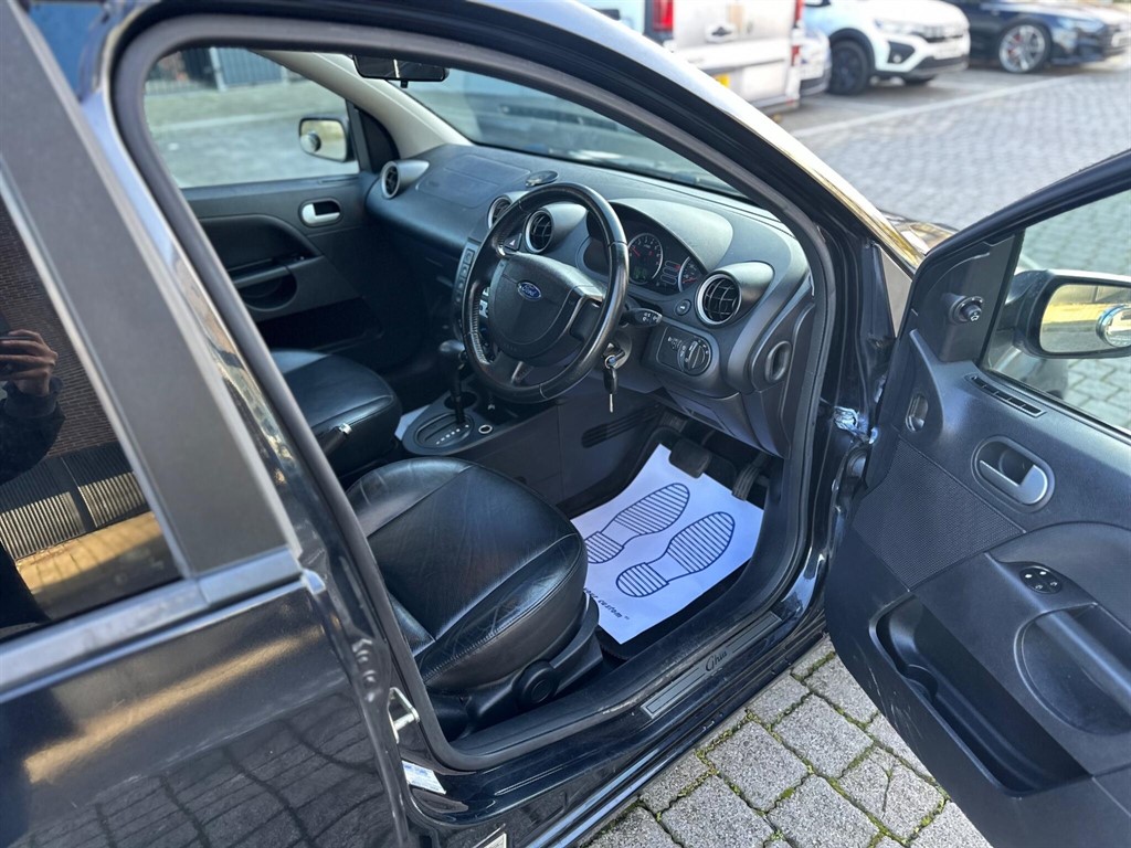 Used Ford Fiesta 2005 for sale - 76960395: Photo 29