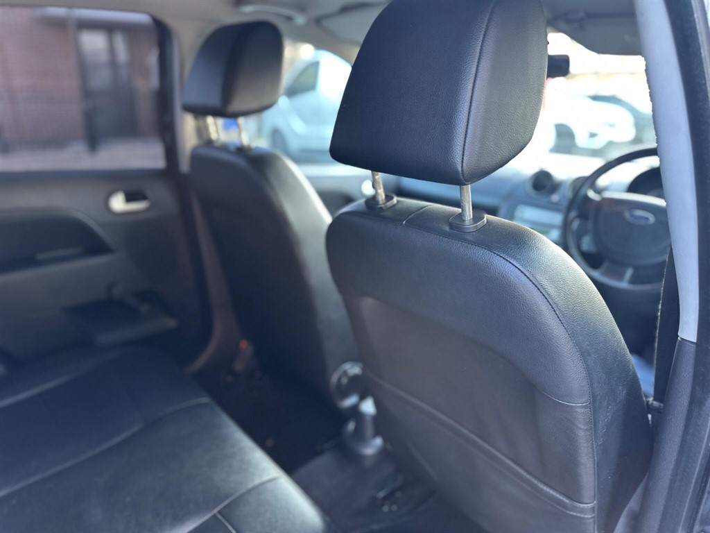 Used Ford Fiesta 2005 for sale - 76960395: Photo 36