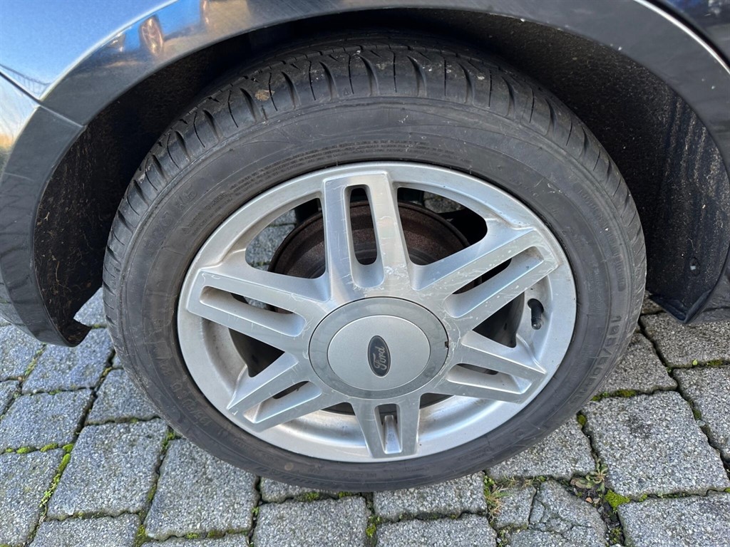 Used Ford Fiesta 2005 for sale - 76960395: Photo 47