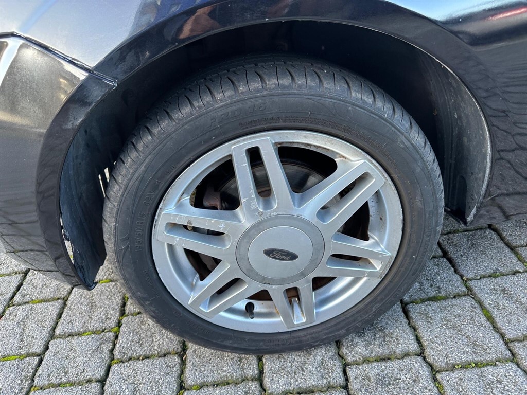 Used Ford Fiesta 2005 for sale - 76960395: Photo 49