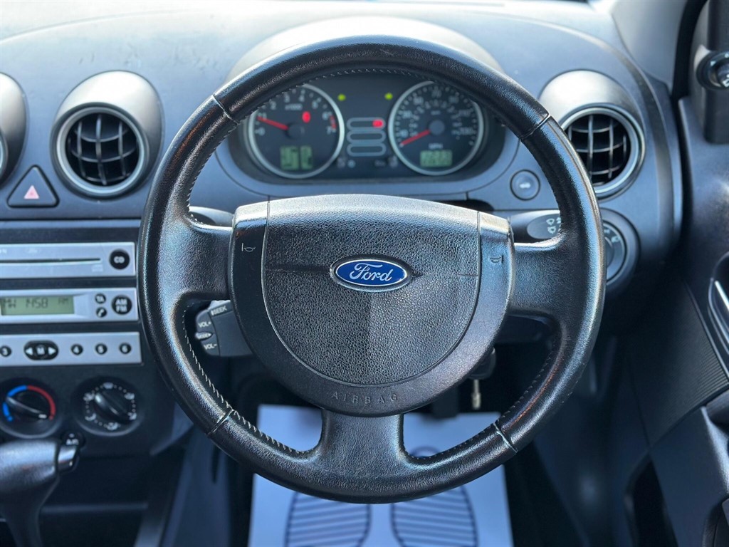 Used Ford Fiesta 2005 for sale - 76960395: Photo 58