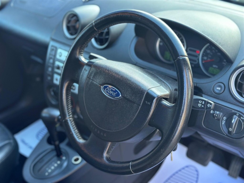 Used Ford Fiesta 2005 for sale - 76960395: Photo 59