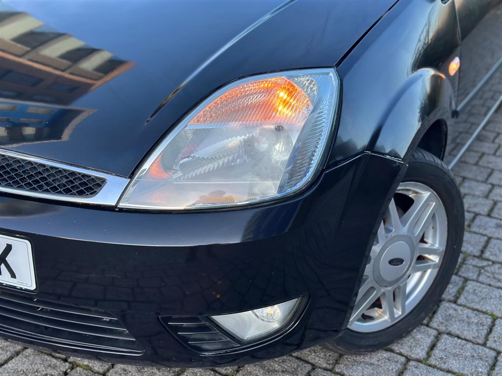 Used Ford Fiesta 2005 for sale - 76960395: Photo 66