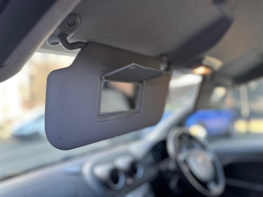 Used Ford Fiesta 2005 for sale - 76960395: Photo 72