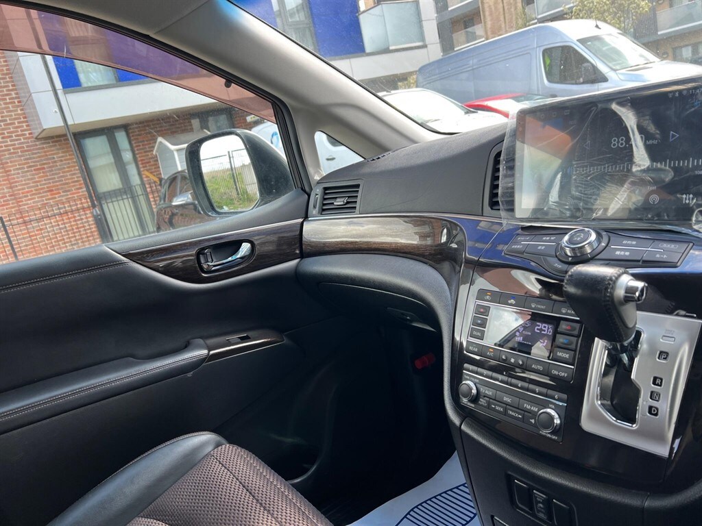 Used Nissan Elgrand 2023 for sale - 78118118: Photo 14