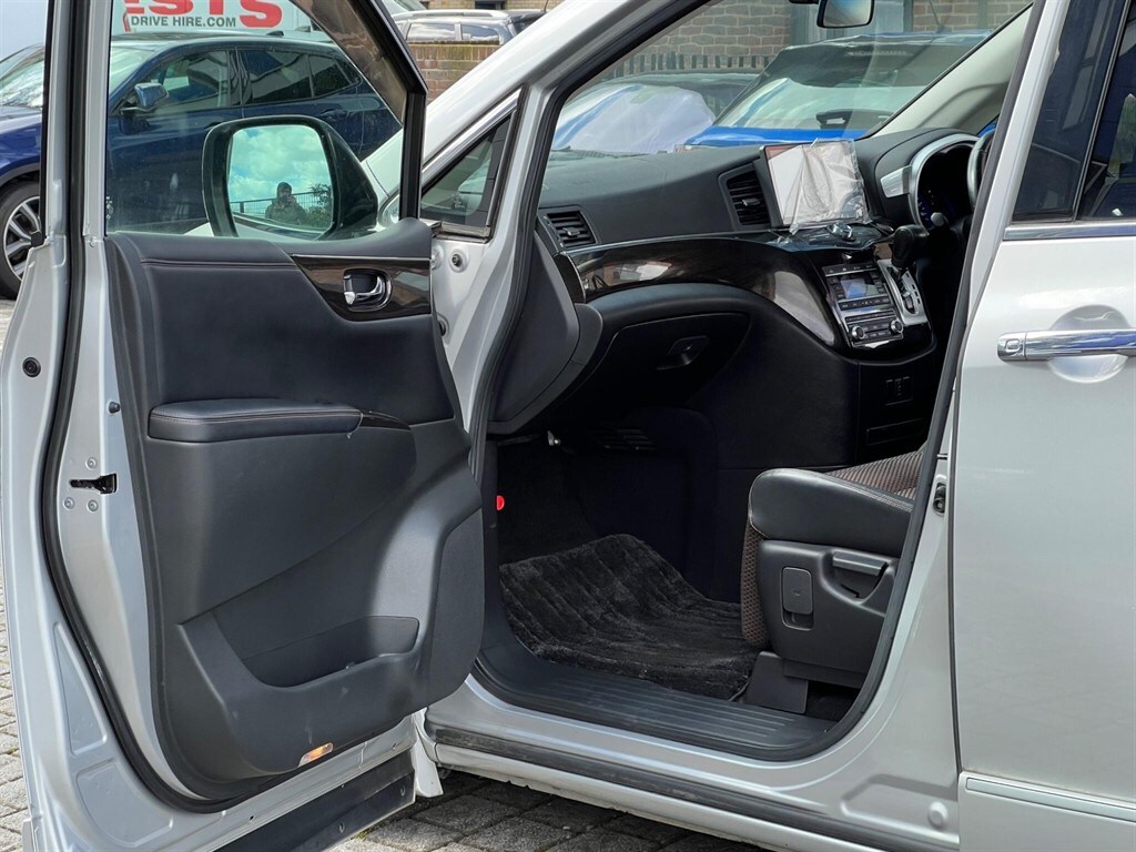 Used Nissan Elgrand 2023 for sale - 78118118: Photo 42