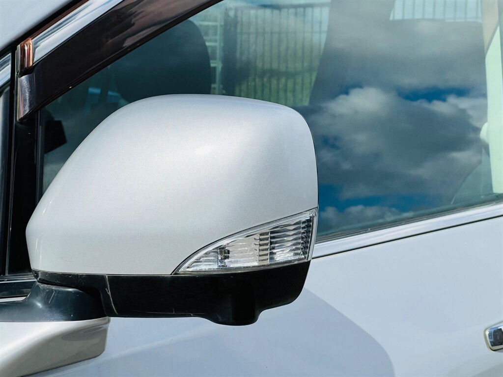 Used Nissan Elgrand 2023 for sale - 78118118: Photo 46