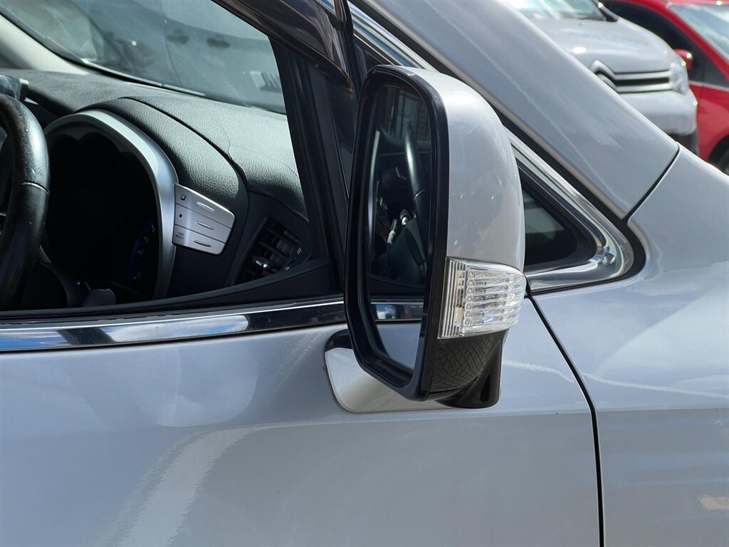 Used Nissan Elgrand 2023 for sale - 78118118: Photo 47